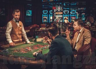 百亿棋牌抢庄牛牛-百亿棋牌抢庄牛牛的魅力与挑战